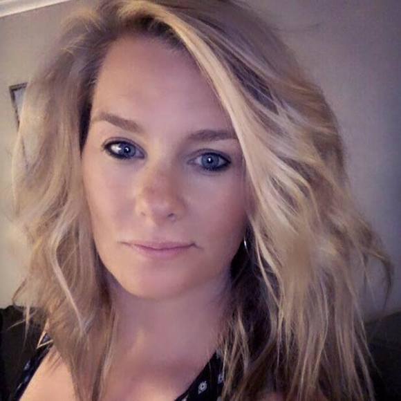 Meet your Posher, Heather - Picture 1 of 1